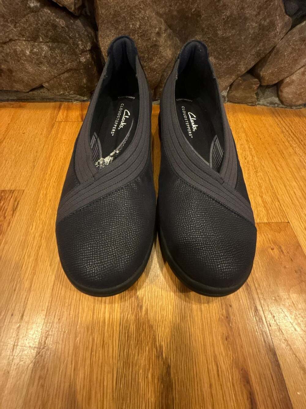 Clarks Cloudsteppers BreezeSky Air Women's Slip-On Shoes Navy Textile